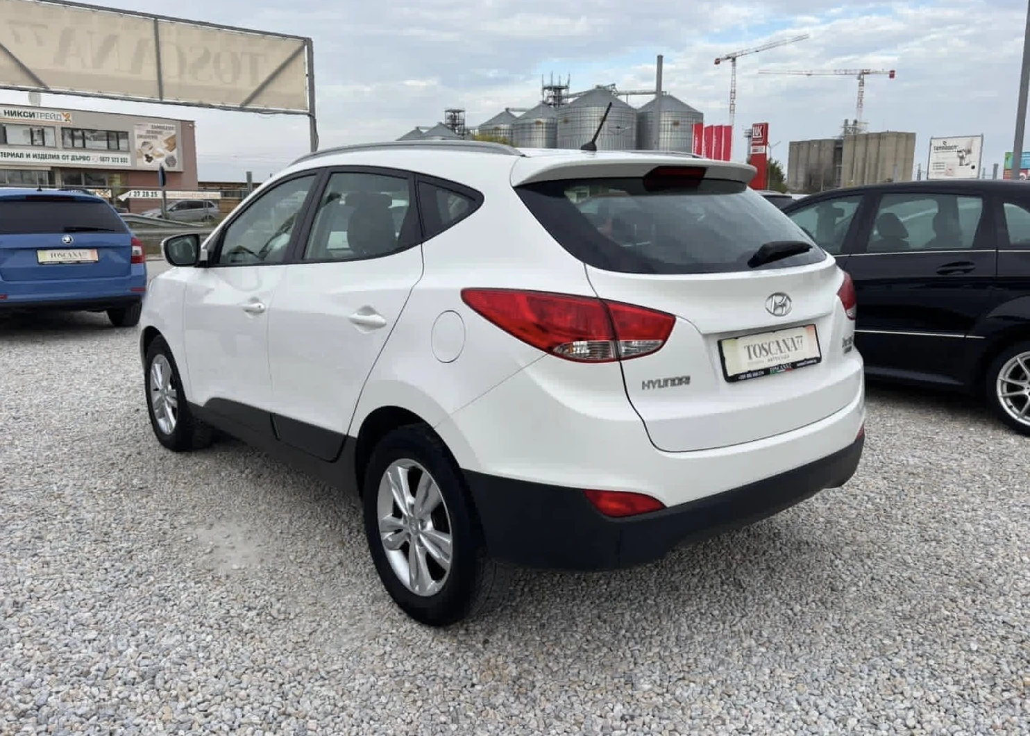 Hyundai IX35 1.7crdi, снимка 3 - Автомобили и джипове - 54552638