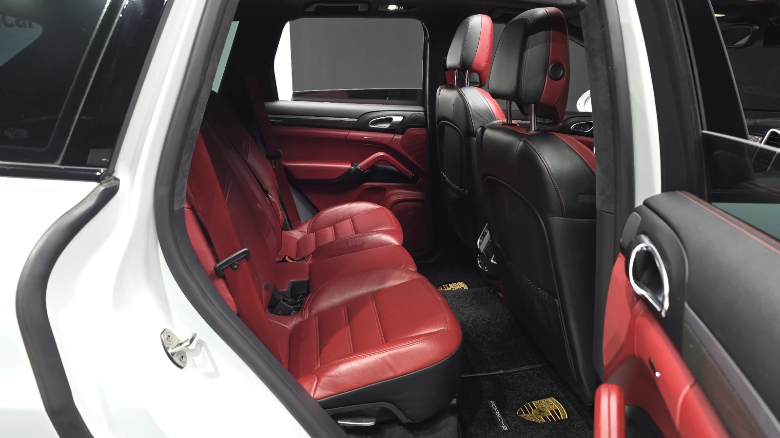 Porsche Cayenne GTS, снимка 13 - Автомобили и джипове - 54869115