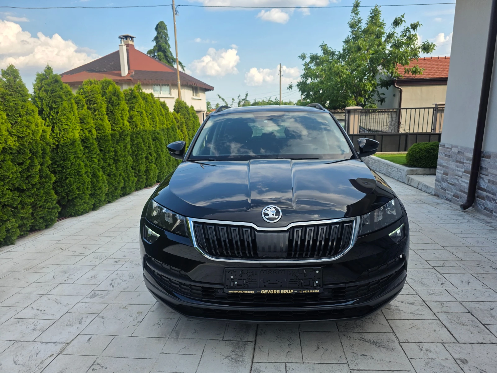 Skoda Karoq 1.5 TSI NAVI, снимка 2 - Автомобили и джипове - 54989116