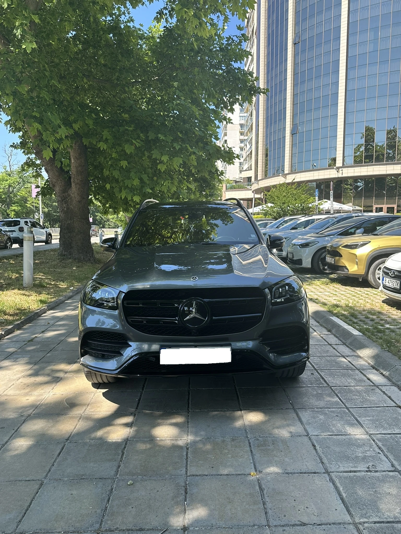 Mercedes-Benz GLS 400, снимка 2 - Автомобили и джипове - 55101391