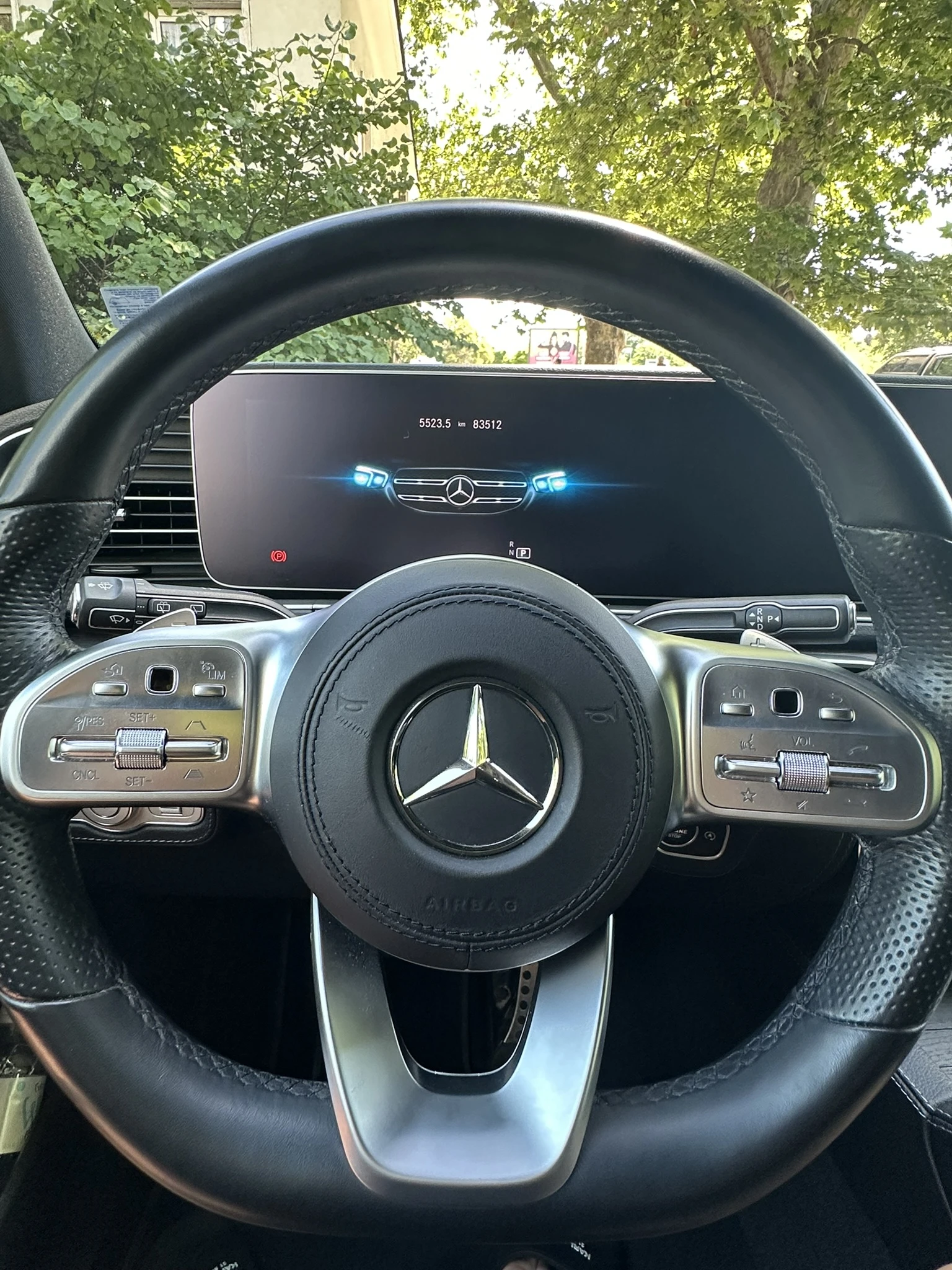 Mercedes-Benz GLS 400, снимка 10 - Автомобили и джипове - 55101391