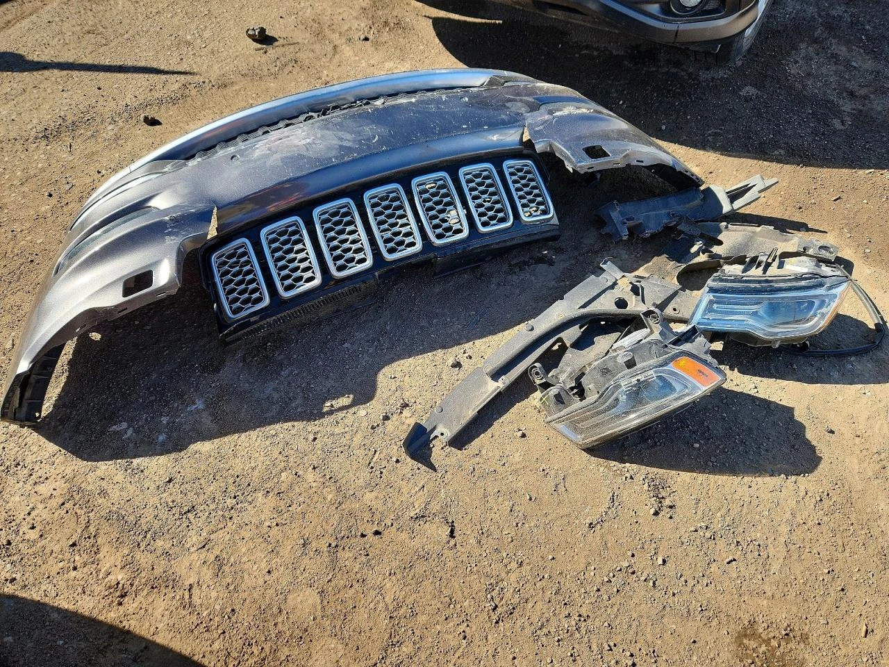 Jeep Grand cherokee 5.7 SUMMIT HARMON KARDON/PANORAMA/360CAM | Mobile.bg � ����������� 12