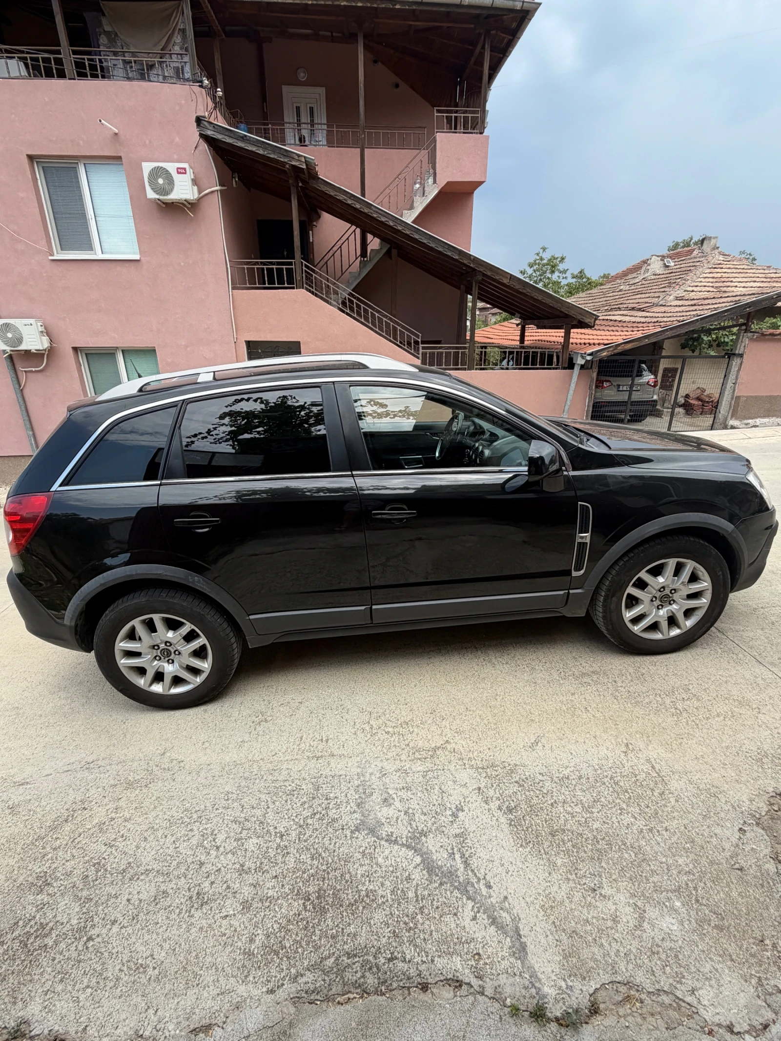 Opel Antara 2.0 DTI, снимка 4 - Автомобили и джипове - 55596958