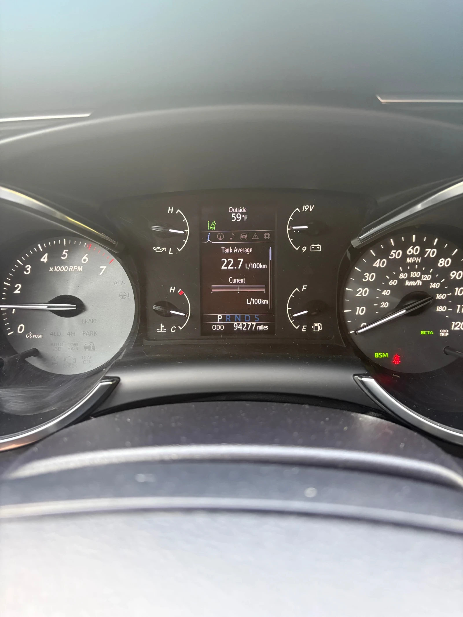 Toyota Sequoia, снимка 10 - Автомобили и джипове - 55872966