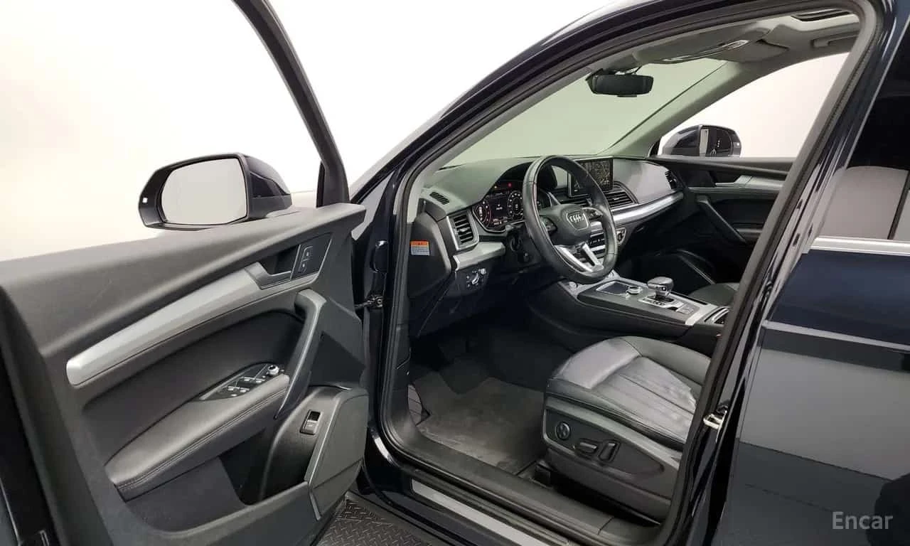 Audi Q5 45 TFSI Quattro * HUD* ФИНАНСИРАНЕ, снимка 10 - Автомобили и джипове - 56328410