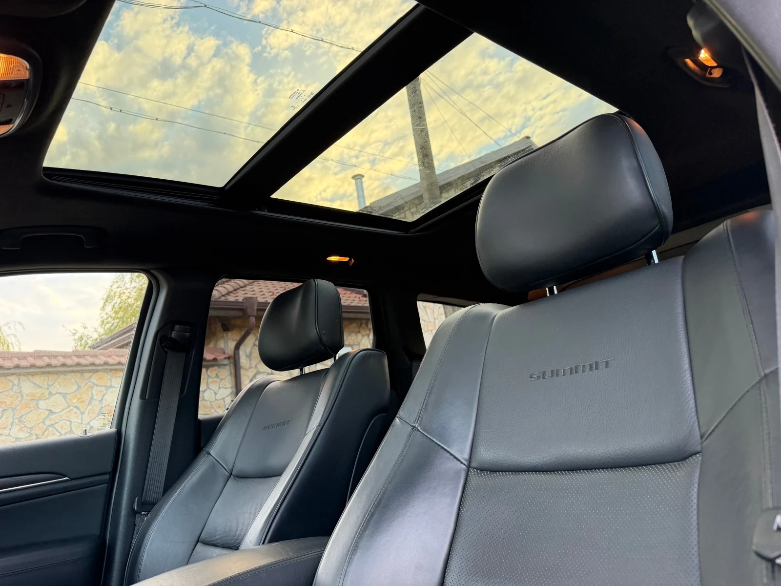 Jeep Grand cherokee 5.7 Summit, снимка 17 - Автомобили и джипове - 56433390