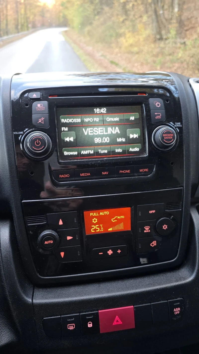 Fiat Ducato Maxi* ThermoKing* Безупречен , снимка 10 - Бусове и автобуси - 52300255