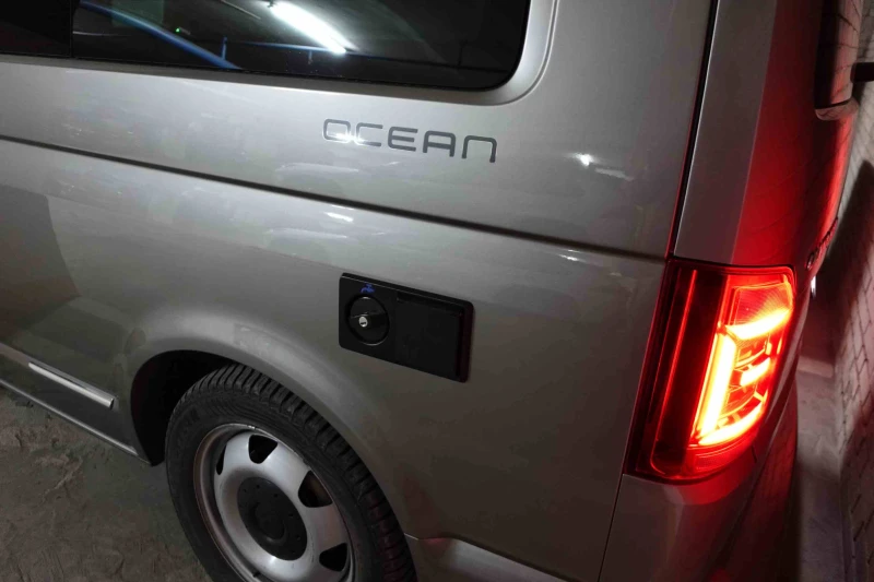 VW California OCEAN 7100км. НОВ !, снимка 9 - Бусове и автобуси - 53016496