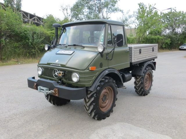 Mercedes-Benz UNIMOG 2.4 реални километри, снимка 1 - Камиони - 33441717