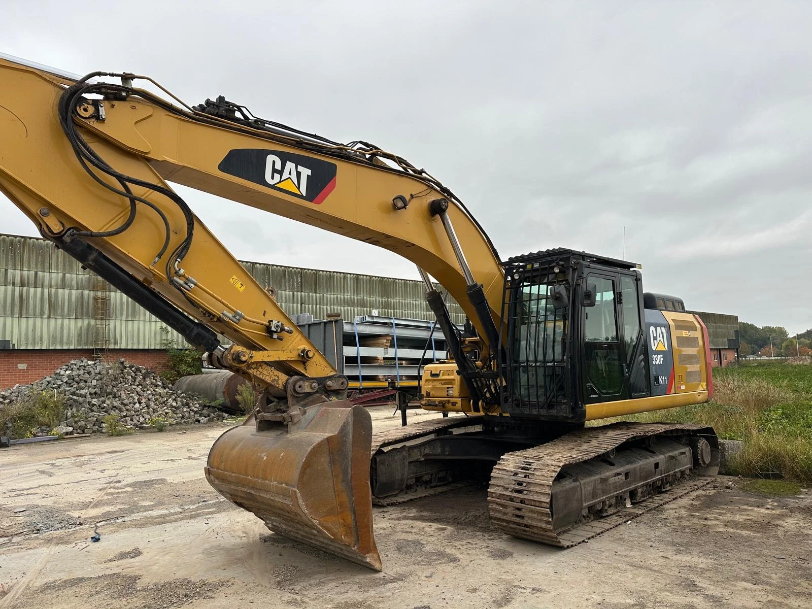 Багер Cat 330 FL ЛИЗИНГ - изображение 2
