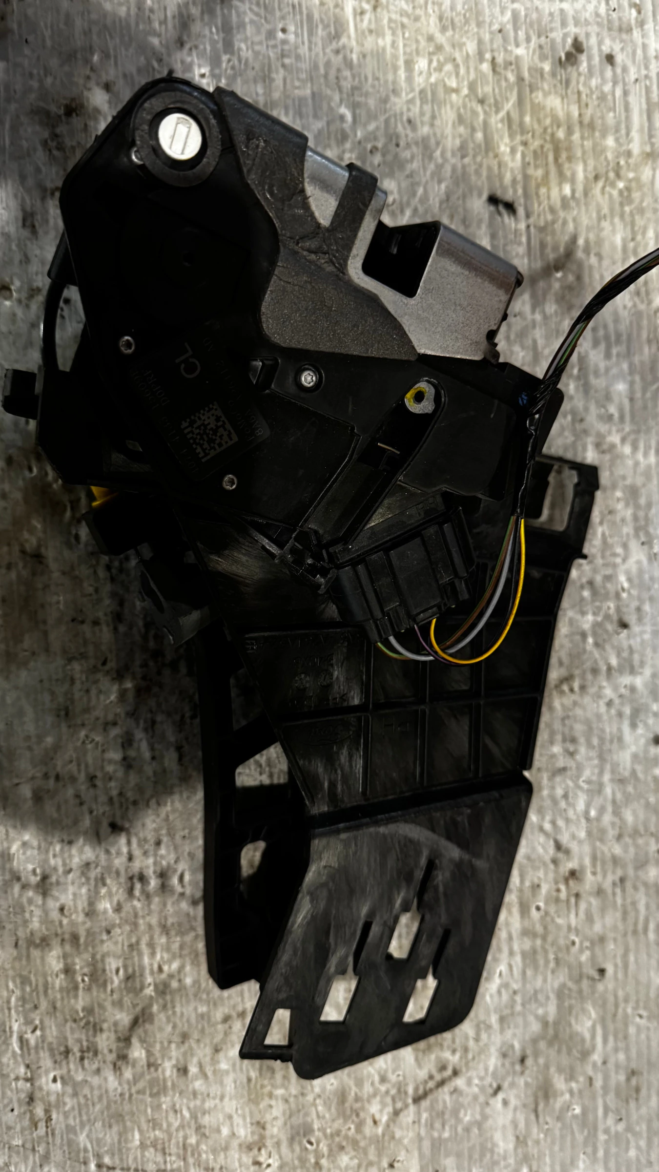 ����� �� ����� �� Ford Fiesta 2010 - 8A61-A264A26AJ / 40744133 / 8A6A-A26412AD | Mobile.bg � ����������� 2