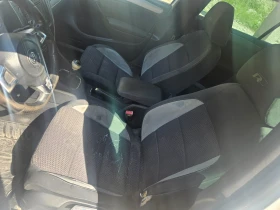 Обява за продажба на VW Golf 1.6dizel 105ks 2010god ~5 999 лв. - изображение 10