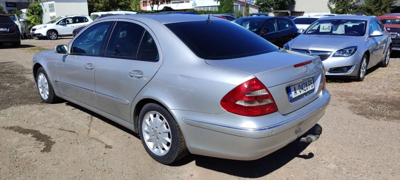 Mercedes-Benz E 220 2.2CDI-150к.с. W211, снимка 4 - Автомобили и джипове - 47183180