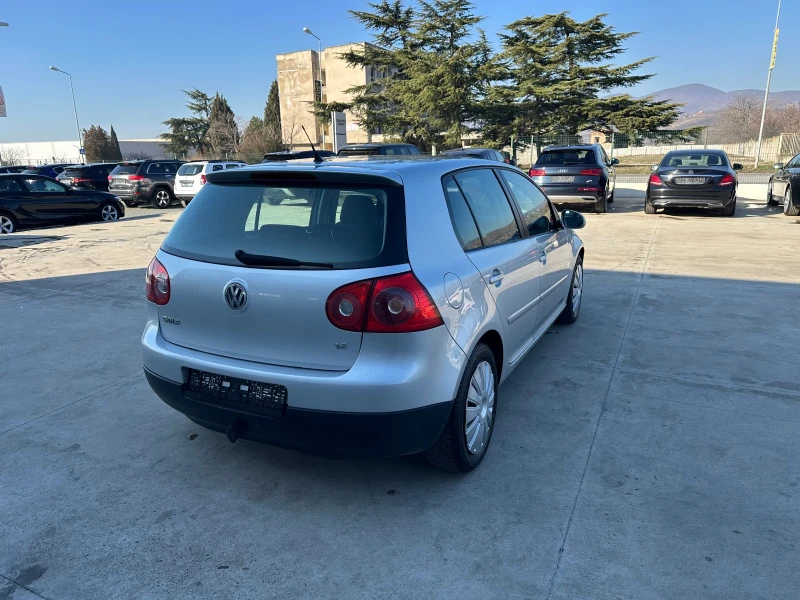 VW Golf 1.6i* 102кс., снимка 4 - Автомобили и джипове - 48676126