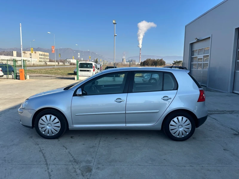 VW Golf 1.6i* 102кс., снимка 7 - Автомобили и джипове - 48676126