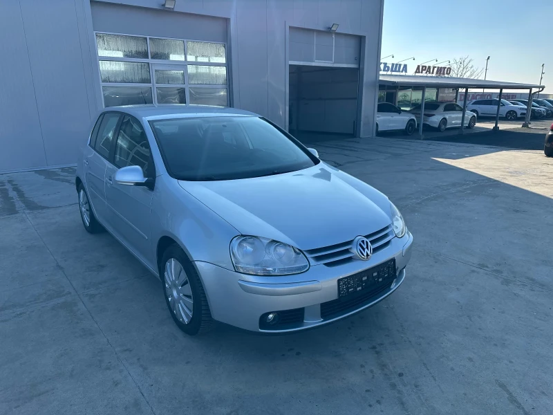 VW Golf 1.6i* 102кс., снимка 3 - Автомобили и джипове - 48676126