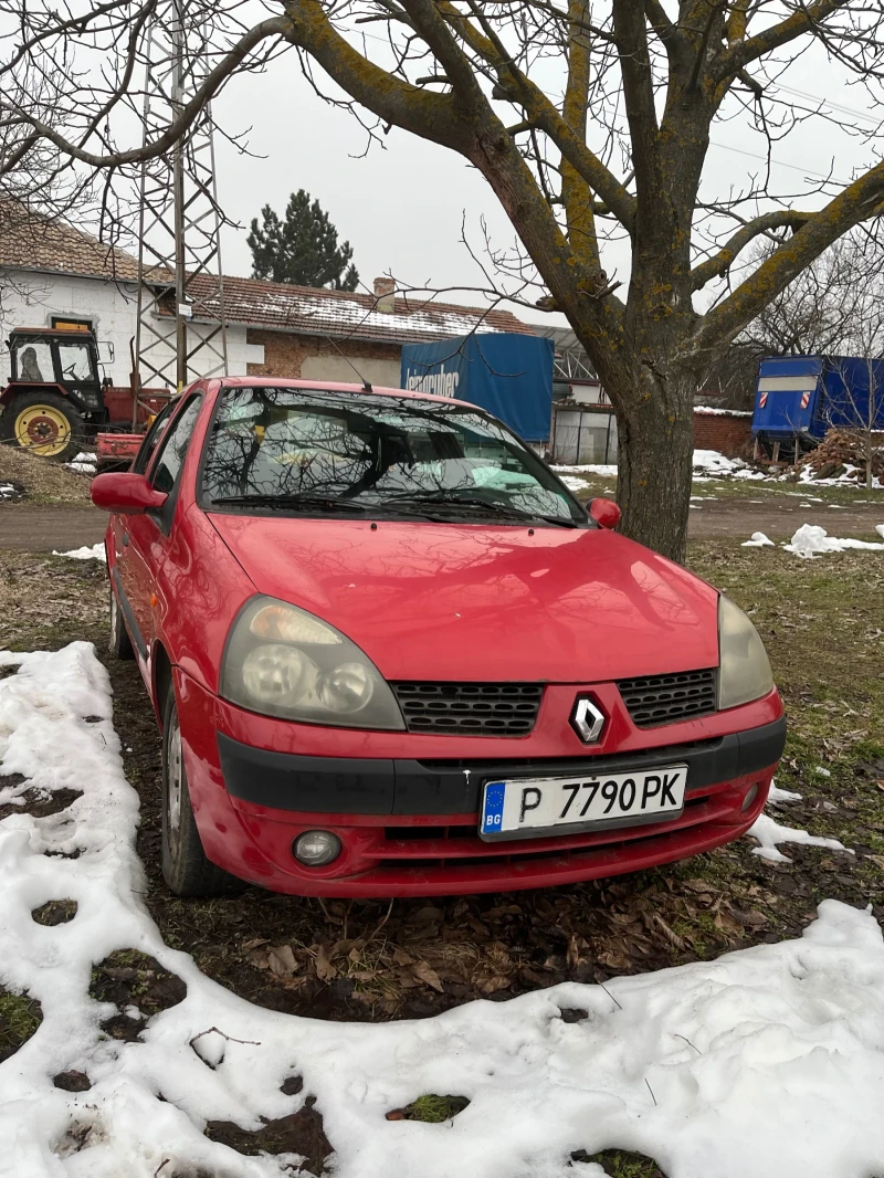 Renault Clio, снимка 2 - Автомобили и джипове - 49323195