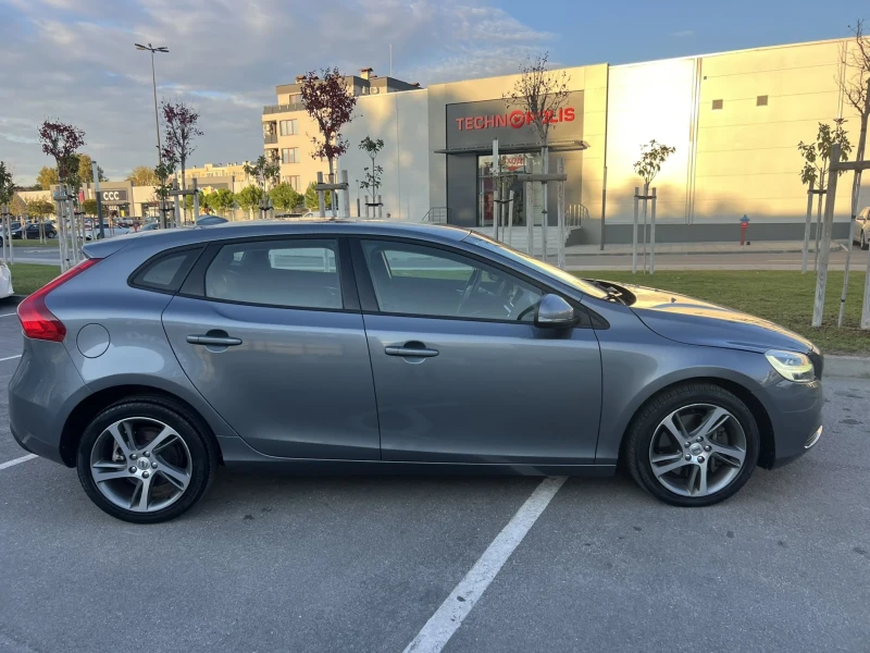 Volvo V40 2.0D 159000KM EURO 6B, снимка 3 - Автомобили и джипове - 52160392