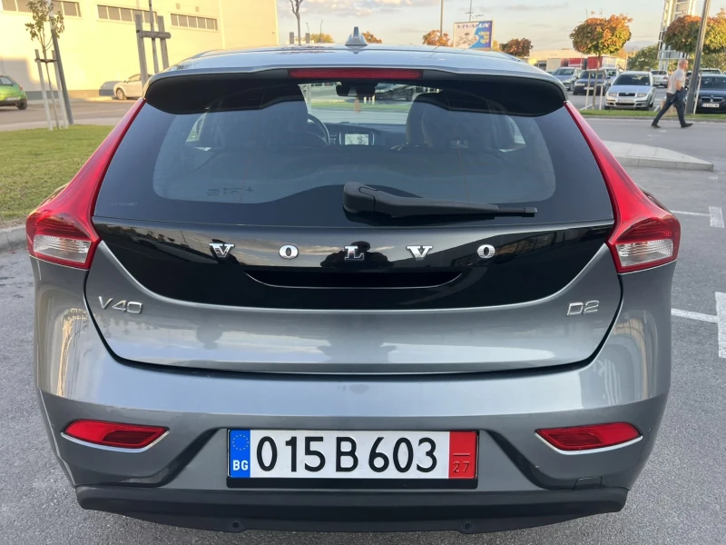 Volvo V40 2.0D 159000KM EURO 6B, снимка 2 - Автомобили и джипове - 52160392