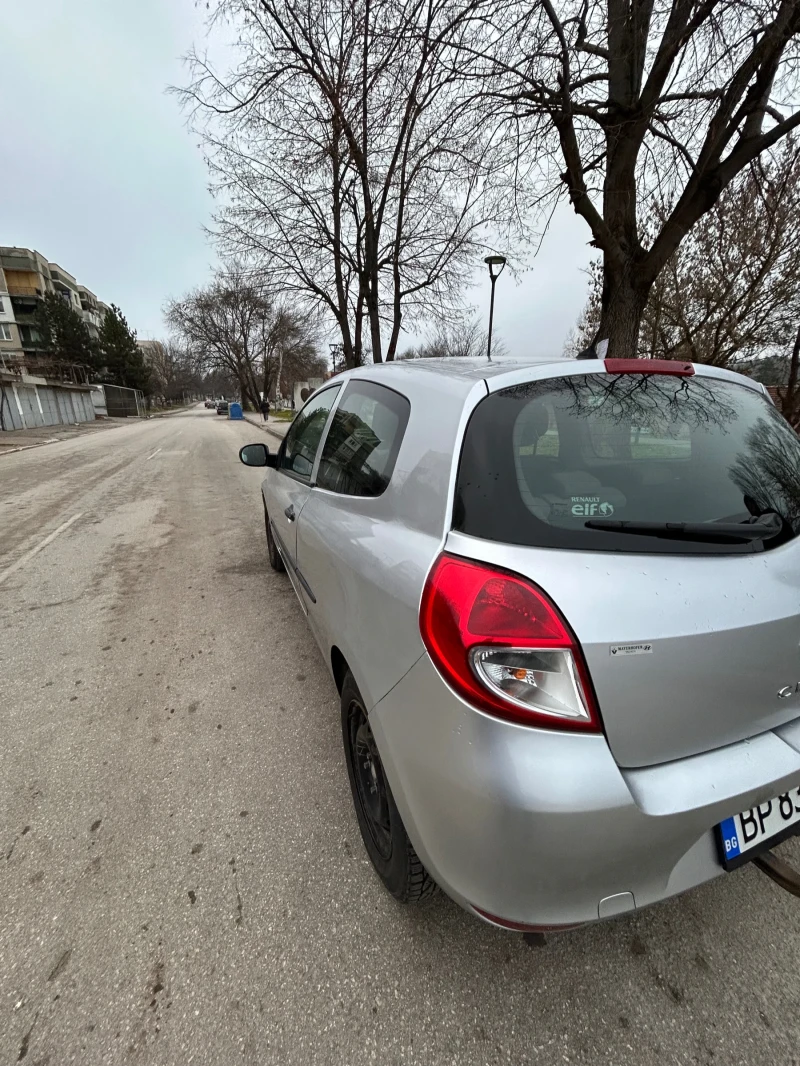 Renault Clio, снимка 4 - Автомобили и джипове - 53024362
