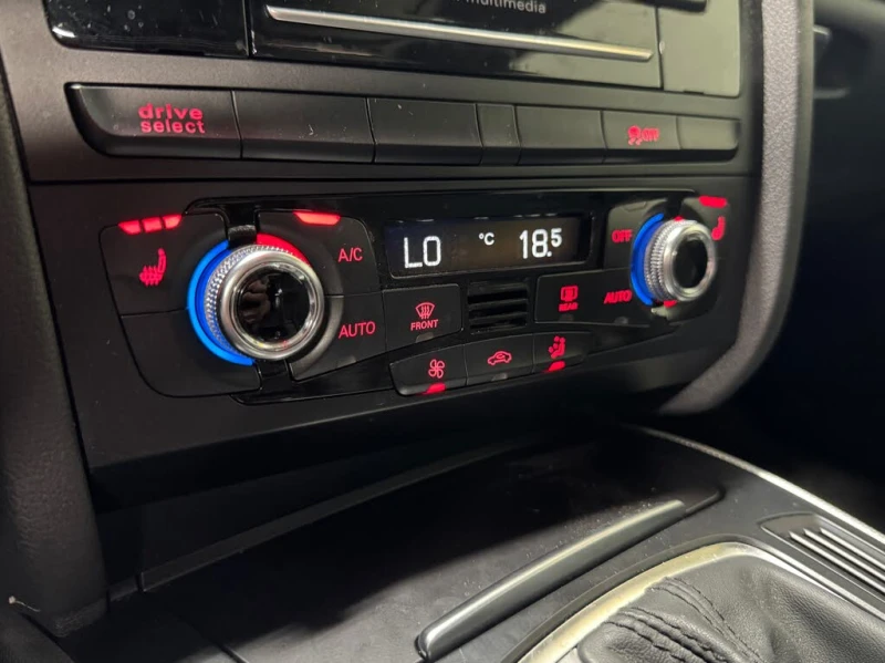 Audi A5 Автокредит (Цена до БГ), снимка 14 - Автомобили и джипове - 53310671