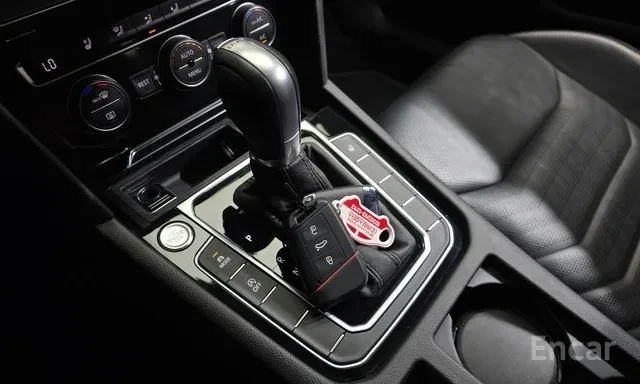 VW Arteon 2.0TDI Обдухване 360 Кам Head up , снимка 11 - Автомобили и джипове - 55683197