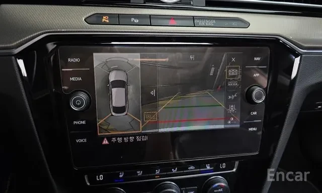 VW Arteon 2.0TDI Обдухване 360 Кам Head up , снимка 9 - Автомобили и джипове - 55683197