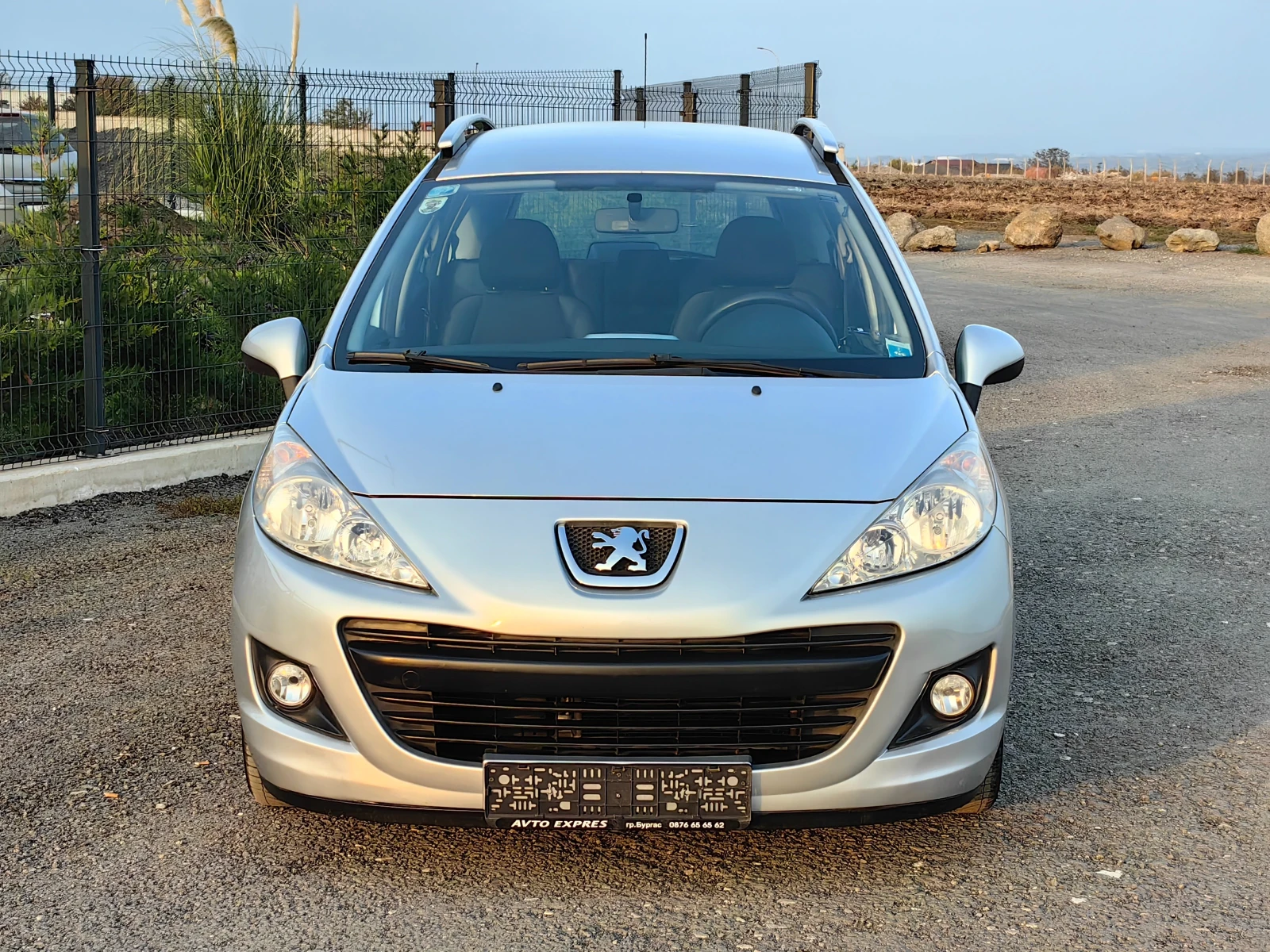 Peugeot 207 1.4 GPL - изображение 2