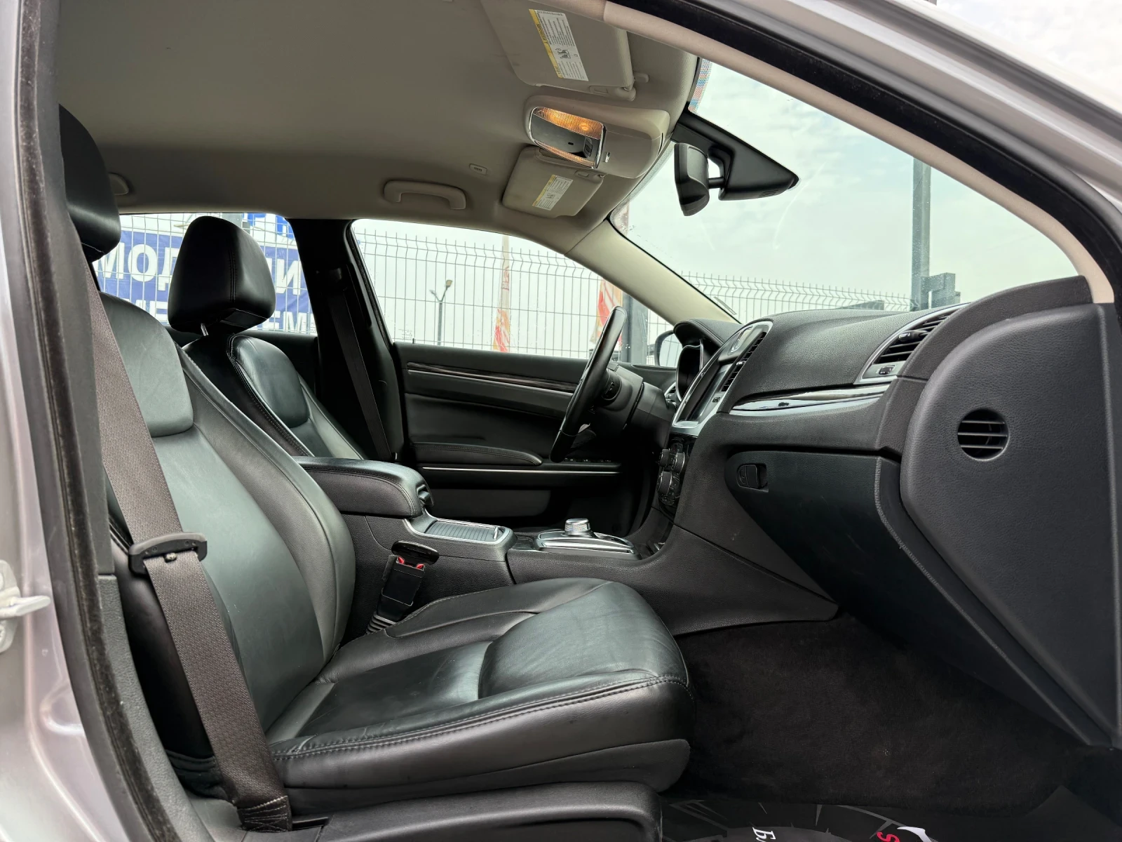 Chrysler 300c 3.6i* 2018* 8* 163.000*  | Mobile.bg   13