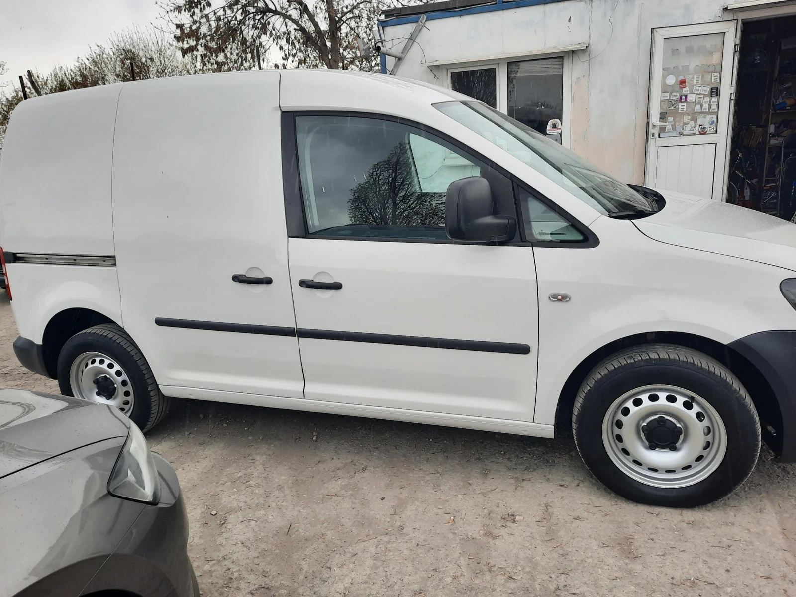 VW Caddy 2015та КАТО НОВА - изображение 5