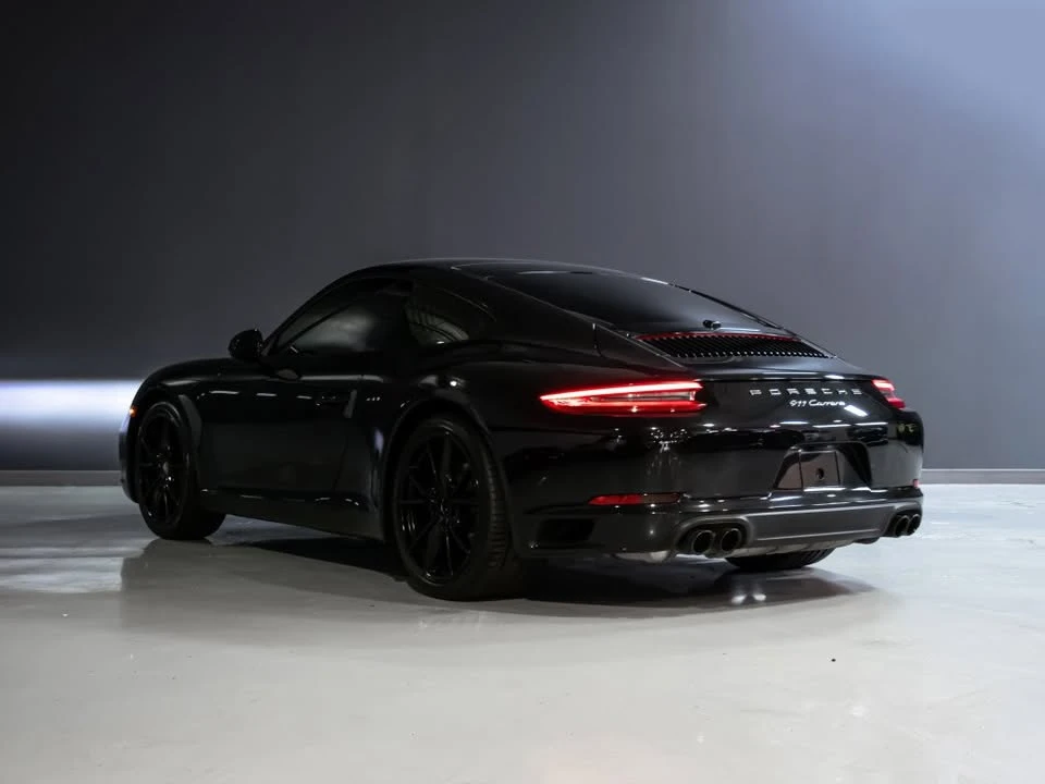 Porsche 911 * SportChrono* * АвтоКредит* (ЦЕНА ДО БГ) - изображение 2