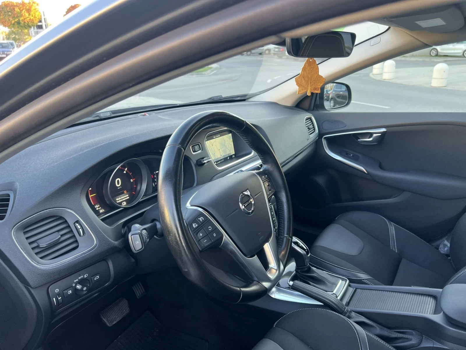 Volvo V40 2.0D 159000KM EURO 6B | Mobile.bg   12