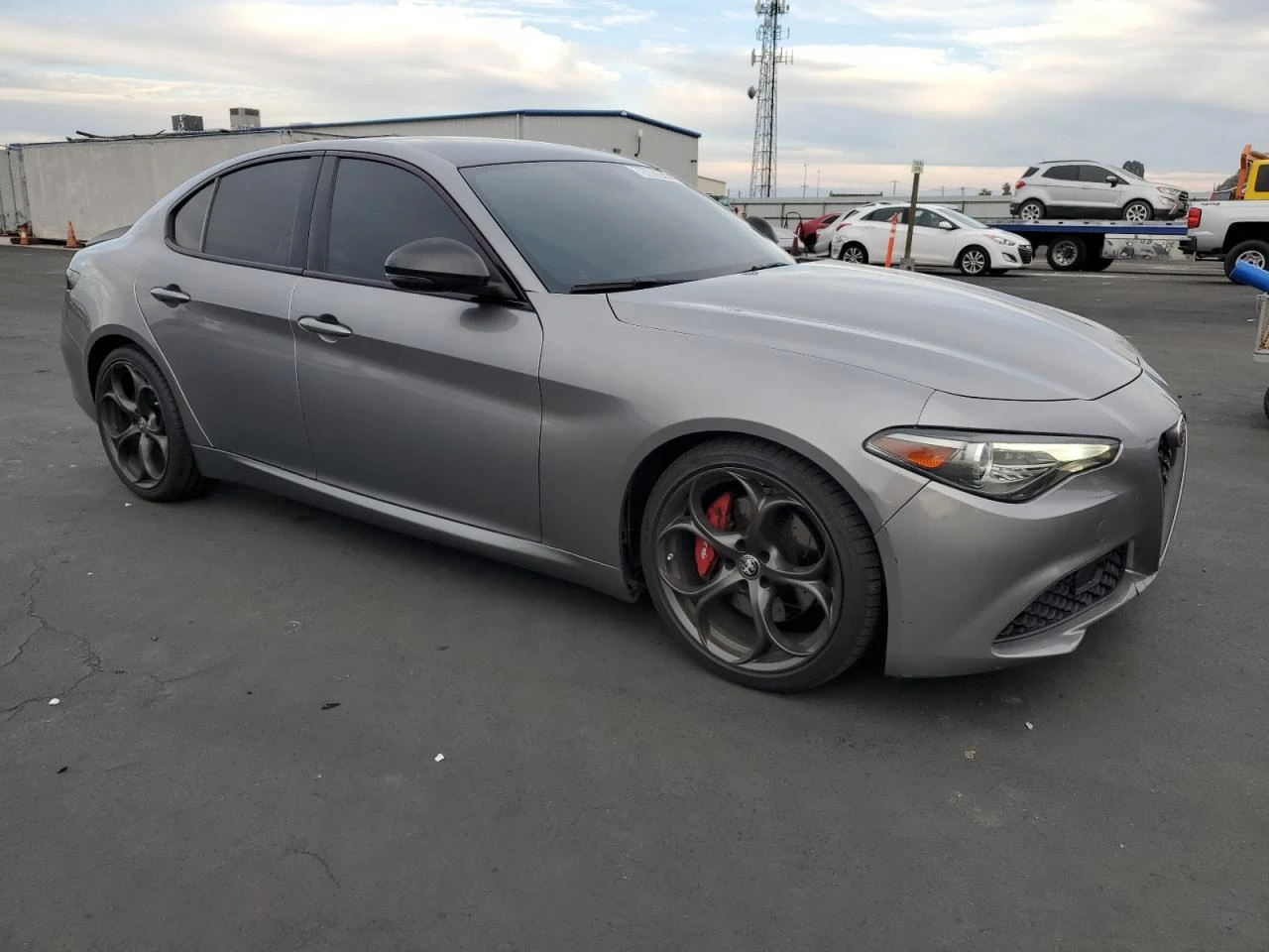 Alfa Romeo Giulia DISTRONIC* КОЖА* ПОДГРЕВ*  - изображение 4