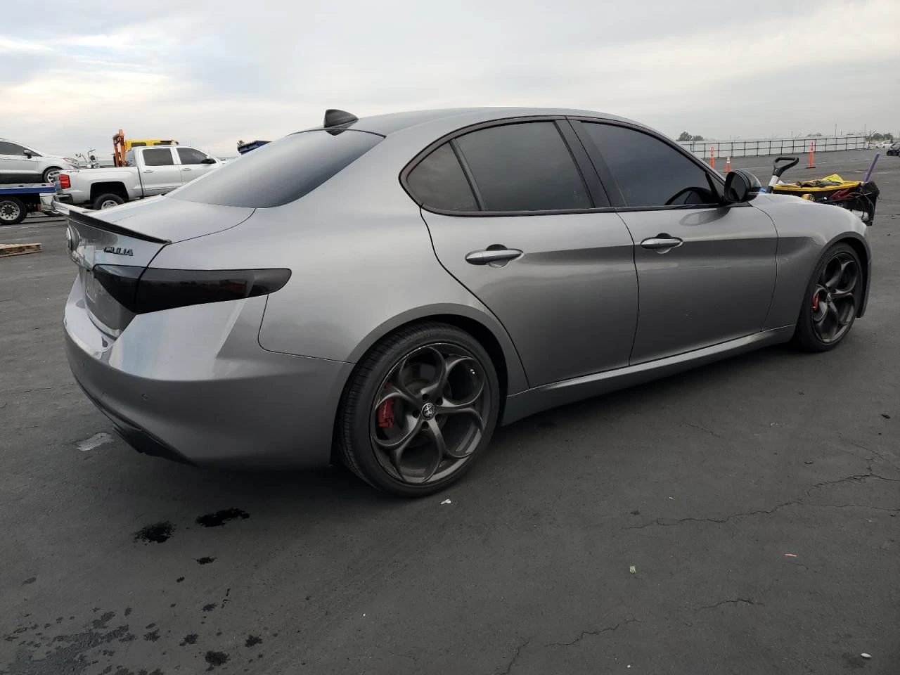 Alfa Romeo Giulia DISTRONIC* КОЖА* ПОДГРЕВ*  - изображение 3