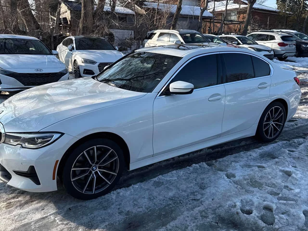 BMW 330 * xDrive * CARFAX * ПАНОРАМА* ПОДГРЕВ*  - изображение 2