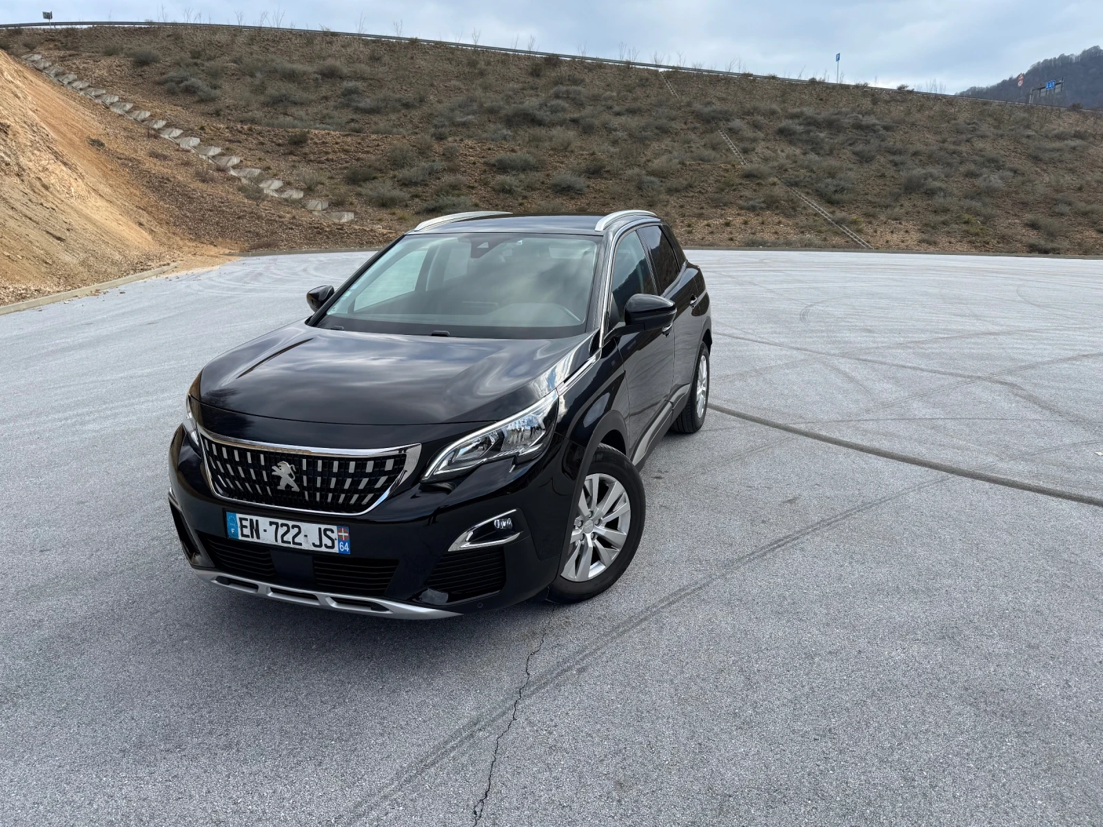 Peugeot 3008 PURE TECH, снимка 8 - Автомобили и джипове - 53986554