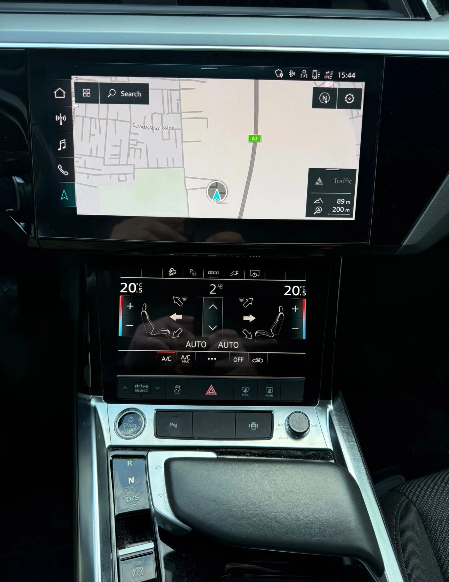 Audi E-Tron 55 Quattro, снимка 5 - Автомобили и джипове - 54041320