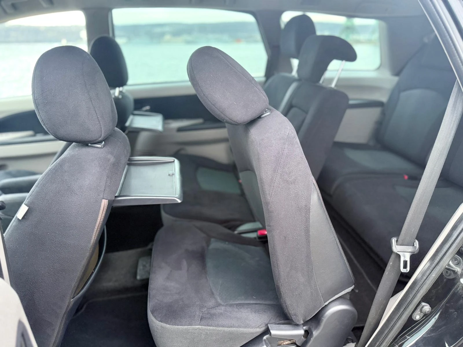 Mitsubishi Grandis 7 ������ * ������� * ������� | Mobile.bg � ����������� 14