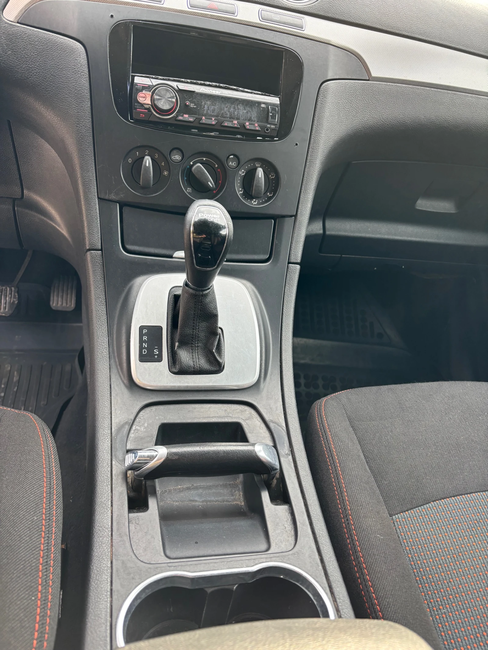 Ford Galaxy 2, 0tdi.140k.Klmatik., снимка 11 - Автомобили и джипове - 54162483