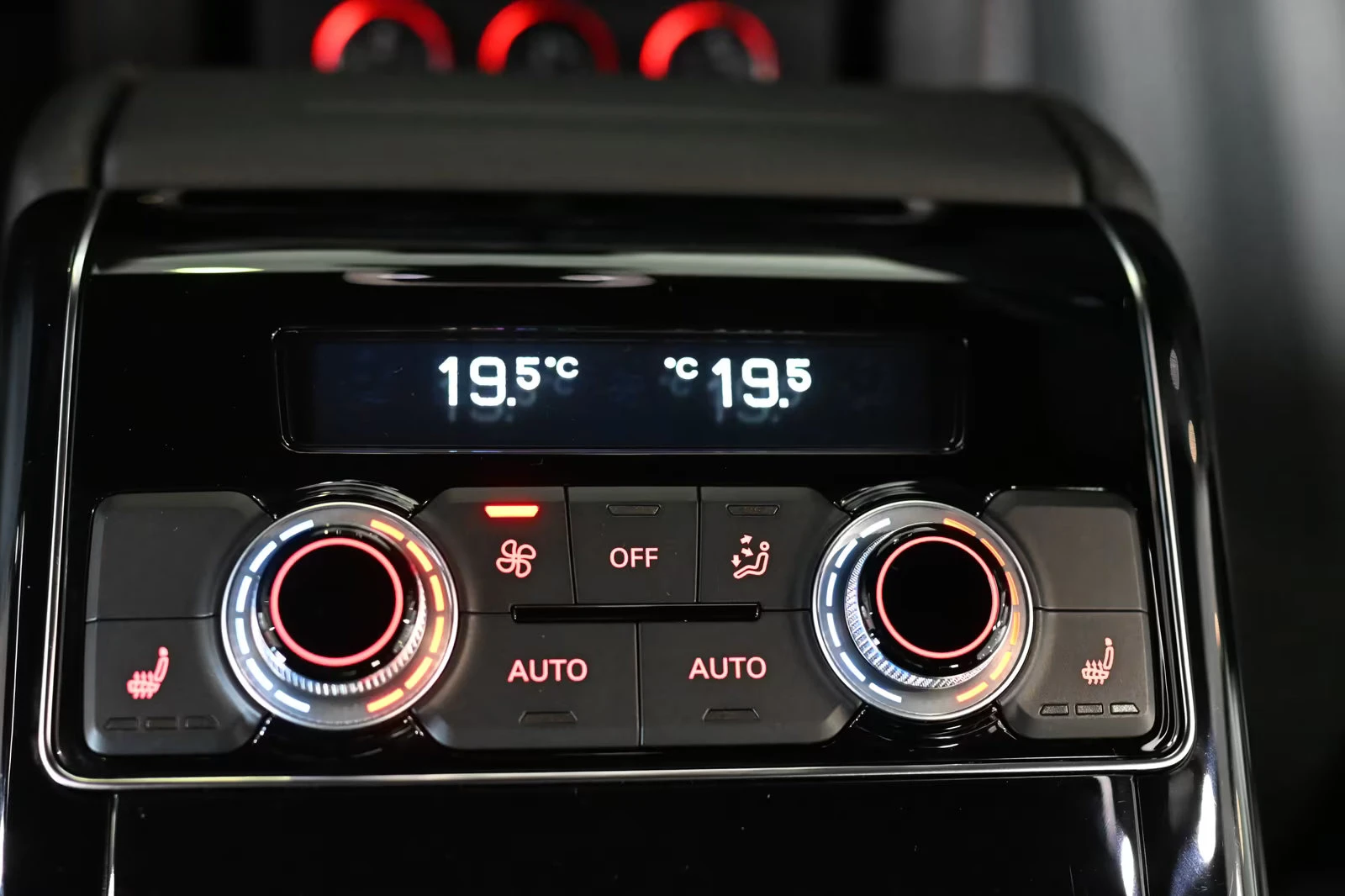 Audi S8 4.0TFSI/605HP/PLUS/PANO/MEMO/BOSE/199q | Mobile.bg � ����������� 16