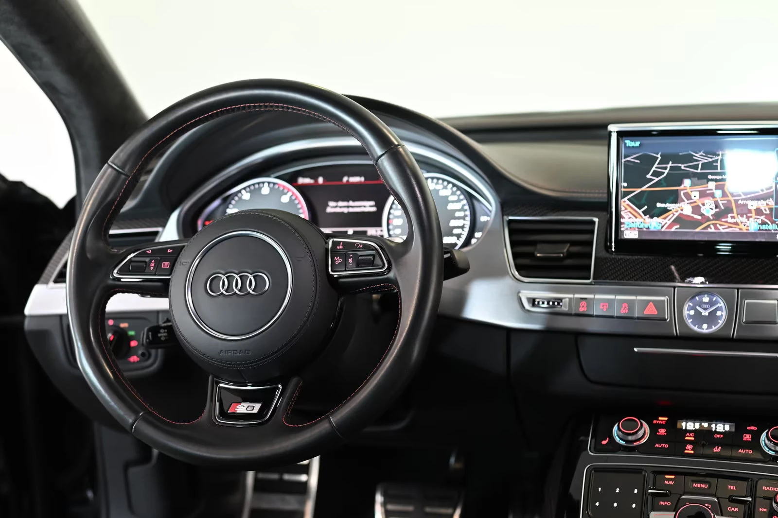 Audi S8 4.0TFSI/605HP/PLUS/PANO/MEMO/BOSE/199q | Mobile.bg � ����������� 6