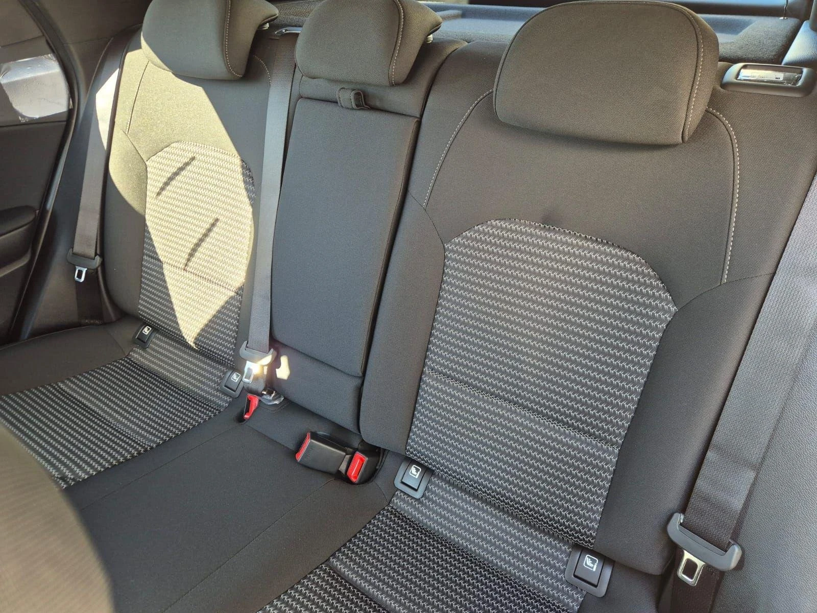 Kia XCeed, снимка 12 - Автомобили и джипове - 54352770