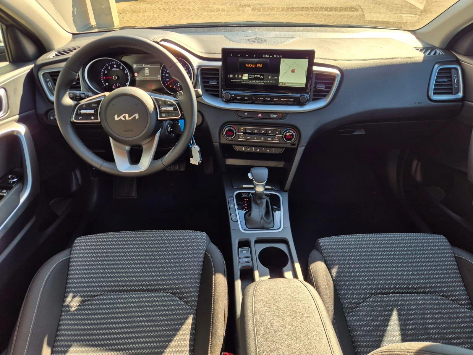 Kia XCeed, снимка 9 - Автомобили и джипове - 54352770
