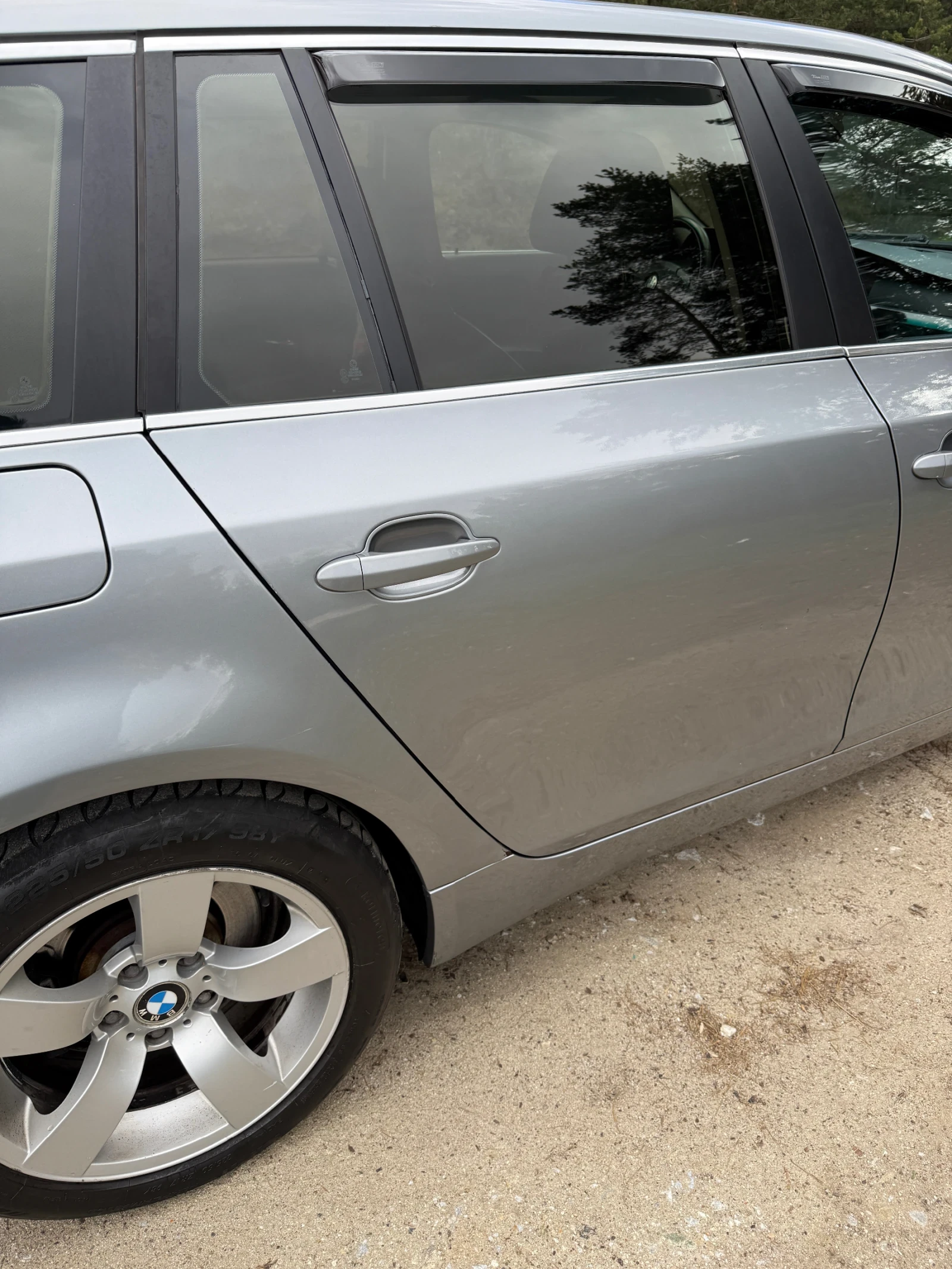 BMW 530, снимка 4 - Автомобили и джипове - 54391061