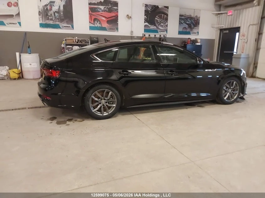 Audi A5 QUATTRO* S-Line* Premium Plus, снимка 5 - Автомобили и джипове - 54515660