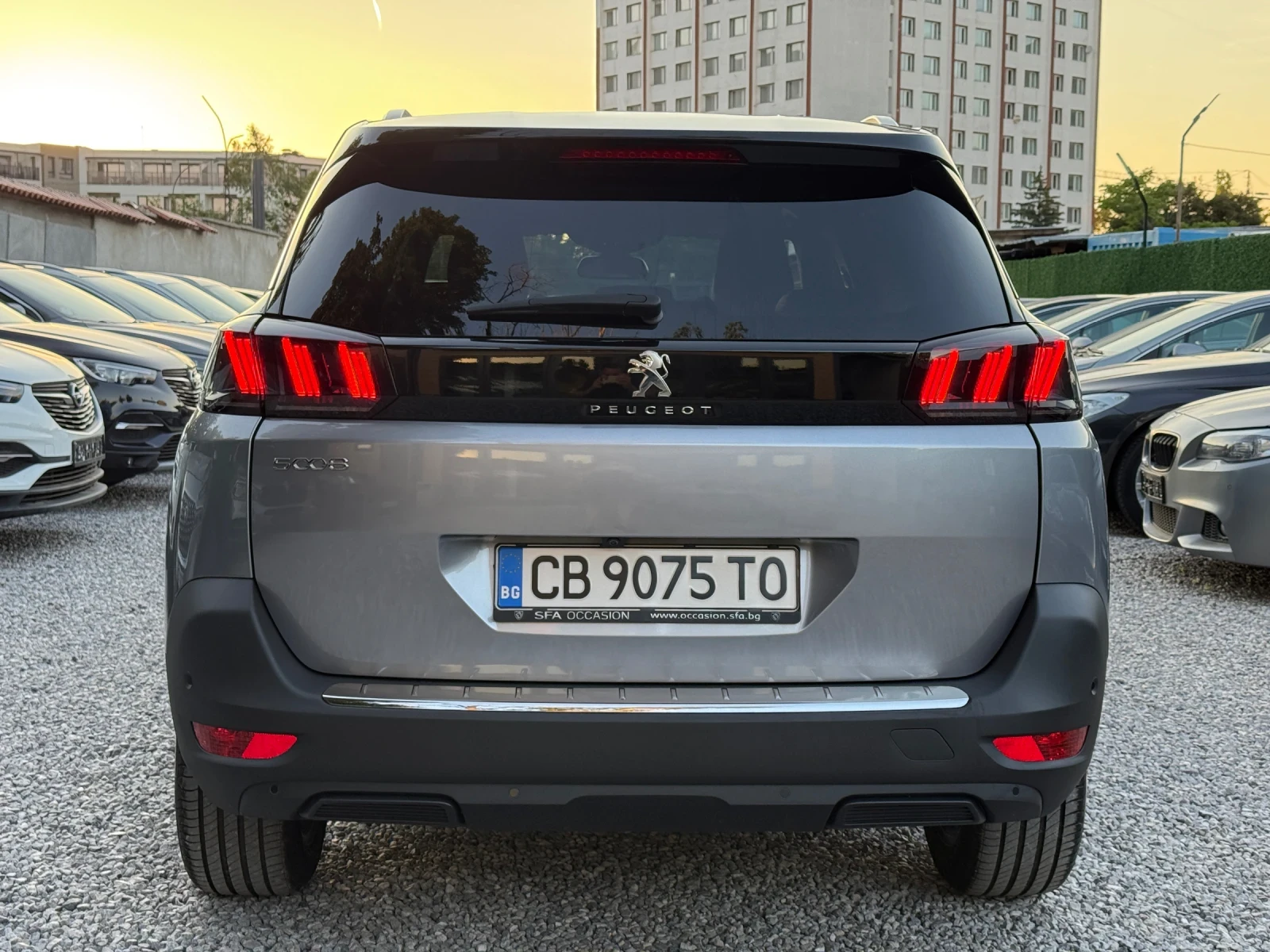Peugeot 5008 1.5HDI/131hp/9 000 km/ОТ SFA/Гаранция/7 местен, снимка 6 - Автомобили и джипове - 54874769