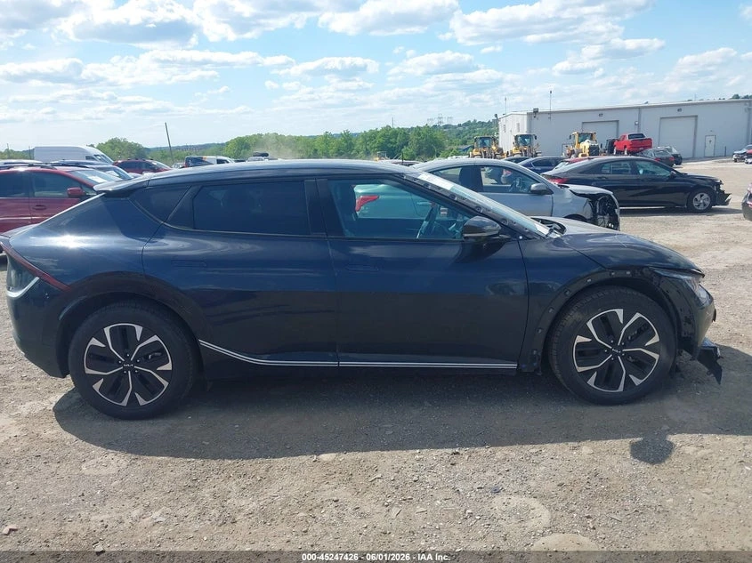 Kia EV6 Wind, снимка 13 - Автомобили и джипове - 55452449