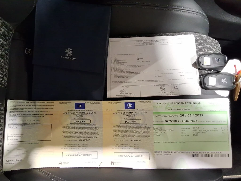 Peugeot 2008 50 KWH GT, снимка 5 - Автомобили и джипове - 56126714
