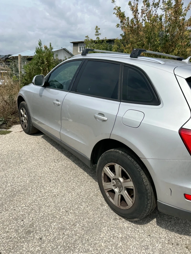 Audi Q5 2.0tdi ръчка , снимка 4 - Автомобили и джипове - 47110355