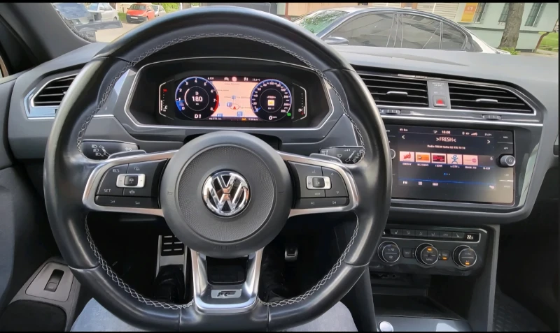 VW Tiguan N1, снимка 7 - Автомобили и джипове - 52675234